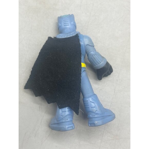 Imaginext DC Super Friend Mountain Batman Figure Fisher Price Comics Action READ - Picture 5 of 6
